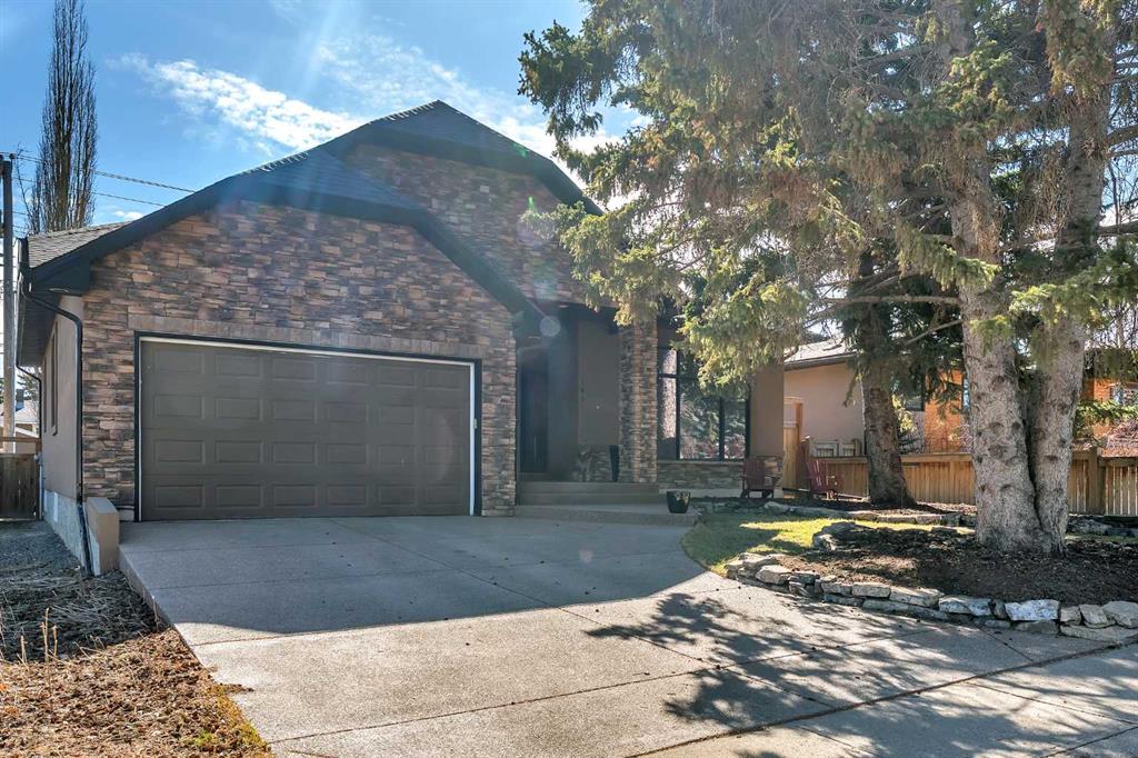 Picture of 183 Westview Drive SW, Calgary Real Estate Listing