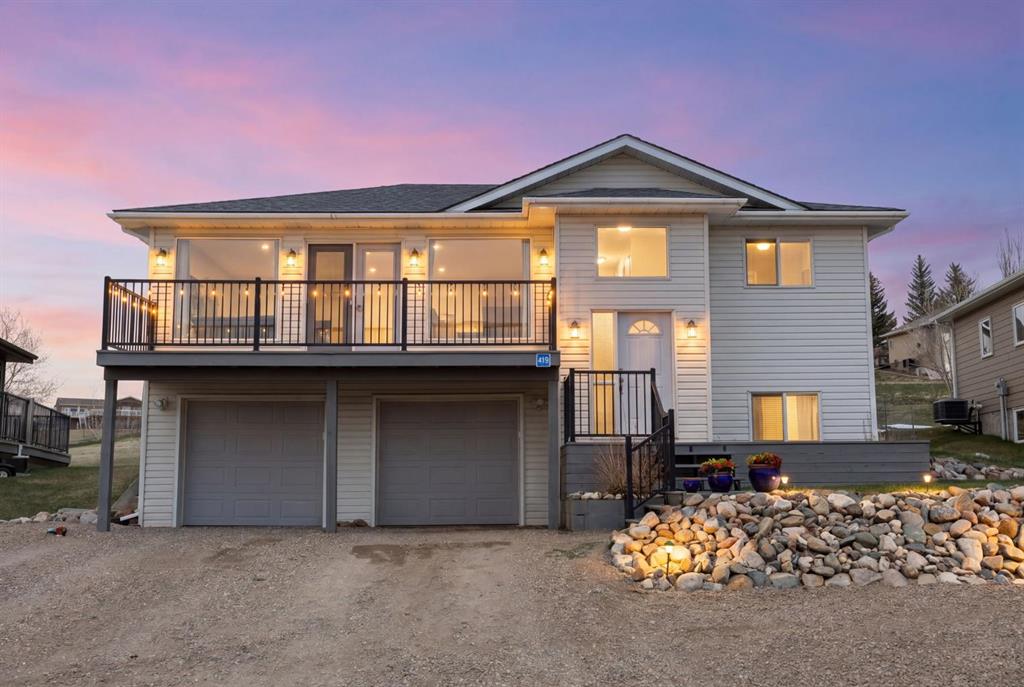 Picture of 439 Sunset Drive , Rural Vulcan County Real Estate Listing