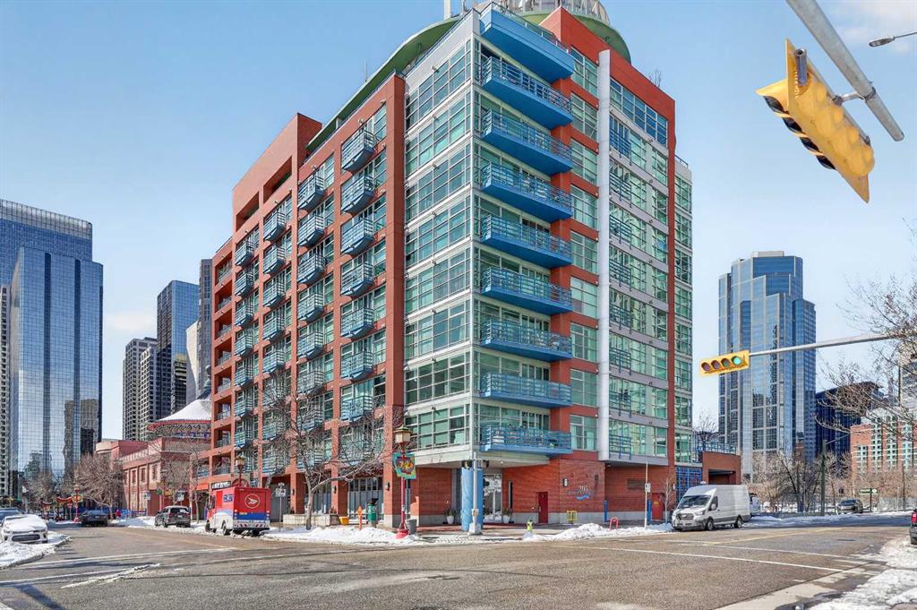 Picture of 312, 205 Riverfront Avenue SW, Calgary Real Estate Listing