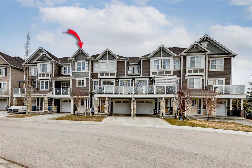 Picture of 160 Windford Gardens SW, Airdrie Real Estate Listing