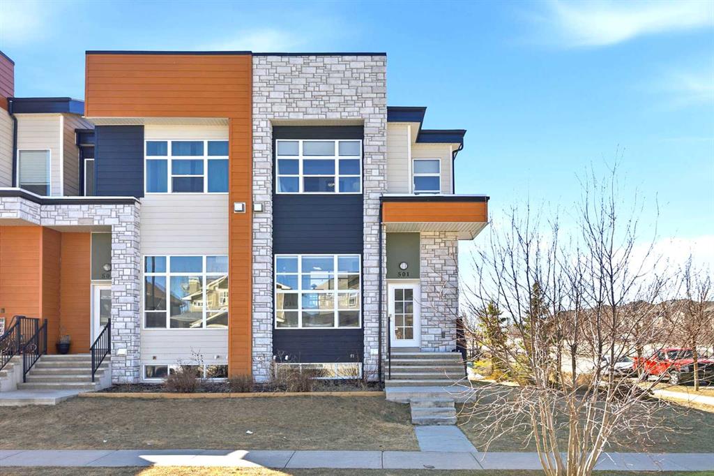 Picture of 501, 1530 Bayside Avenue SW, Airdrie Real Estate Listing