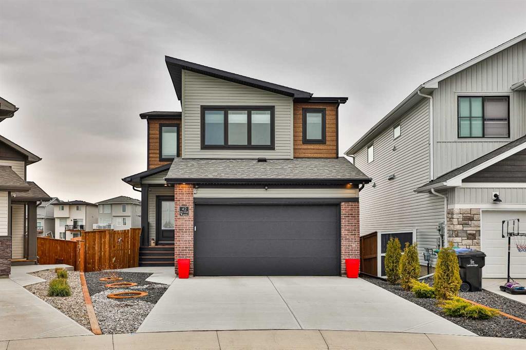 Picture of 42 Blackwolf Pass N, Lethbridge Real Estate Listing