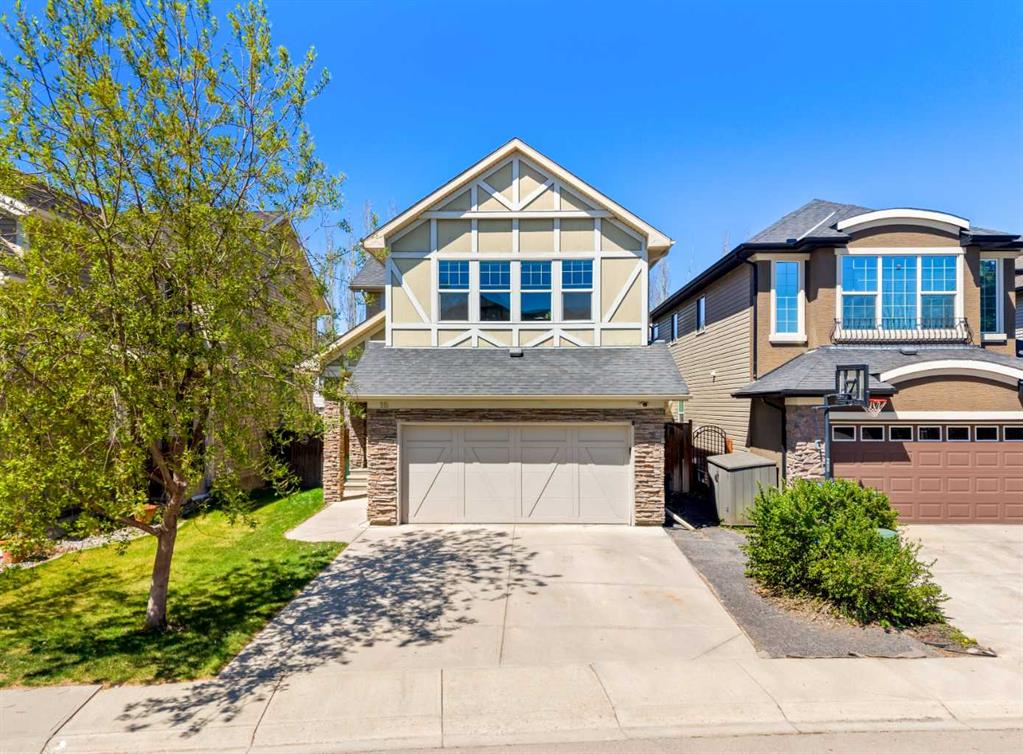 Picture of 16 Cranarch Grove SE, Calgary Real Estate Listing