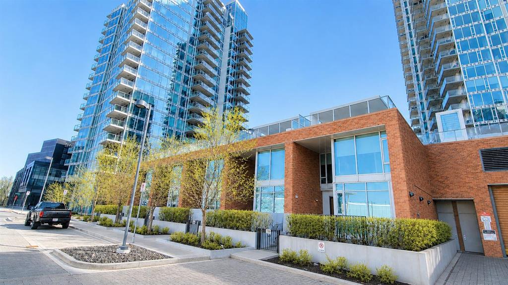 Picture of 119 Confluence Mews SE, Calgary Real Estate Listing
