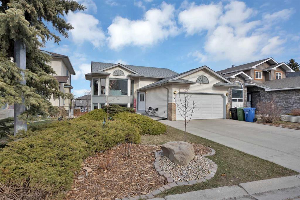 Picture of 147 Harvest Oak Crescent NE, Calgary Real Estate Listing