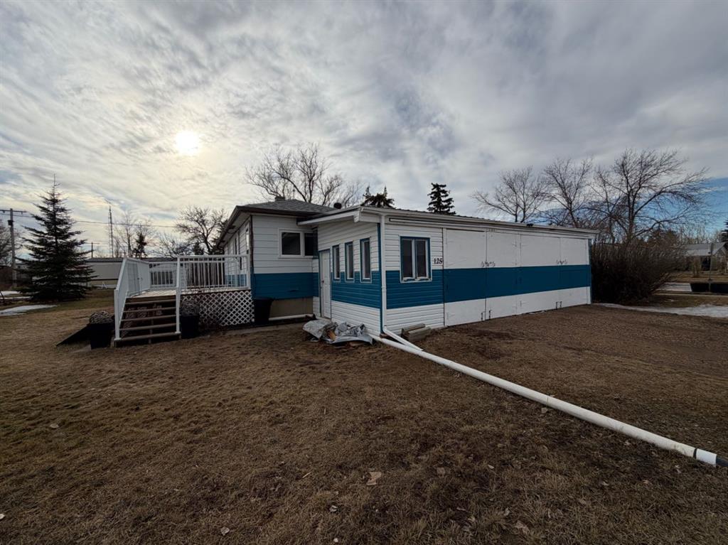 Picture of 125 2 Avenue E, Delia Real Estate Listing