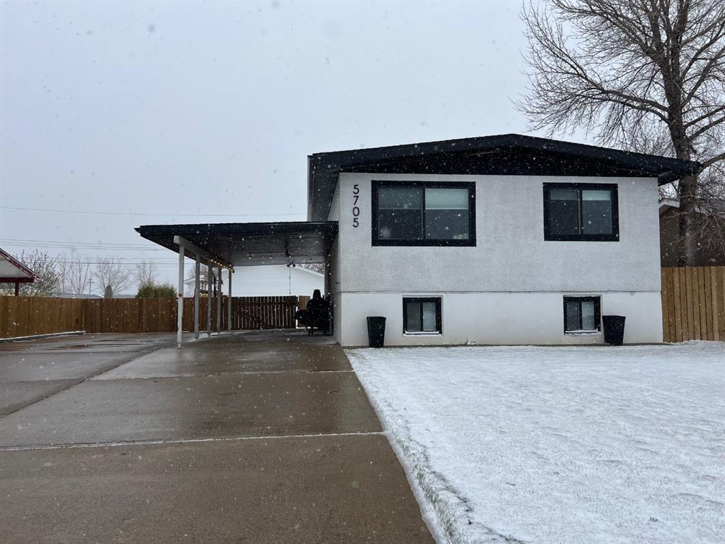 Picture of 5705 57 Street , Taber Real Estate Listing