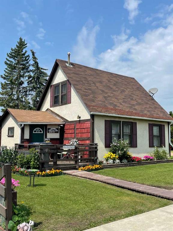 Picture of 4630 53 Street , Mayerthorpe Real Estate Listing