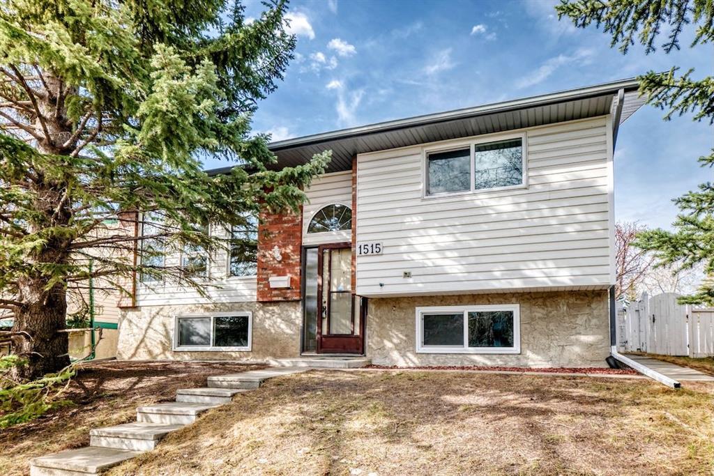 Picture of 1515 Ranchlands Way NW, Calgary Real Estate Listing