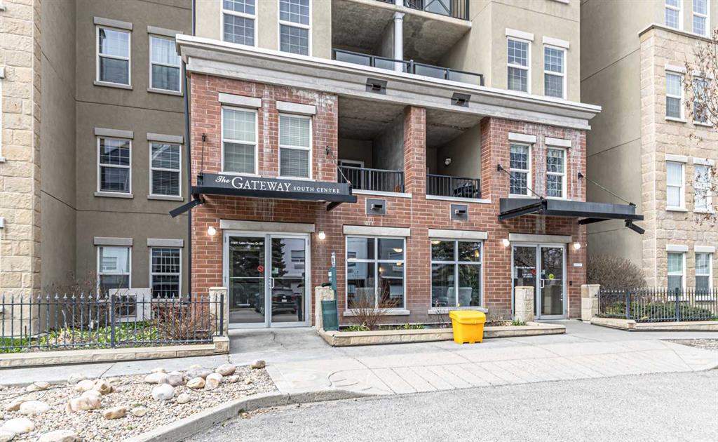 Picture of 4711, 11811 Lake Fraser Drive SE, Calgary Real Estate Listing