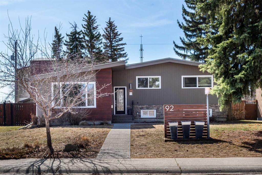Picture of 92 Chinook Drive SW, Calgary Real Estate Listing