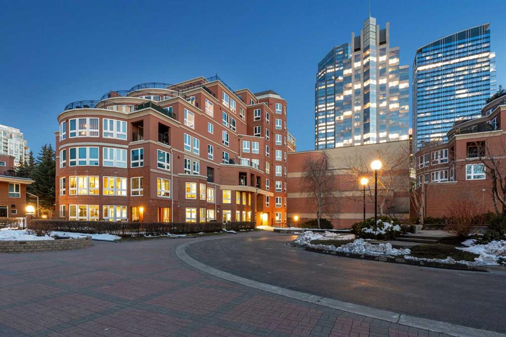 Picture of 8203, 400 Eau Claire Avenue SW, Calgary Real Estate Listing