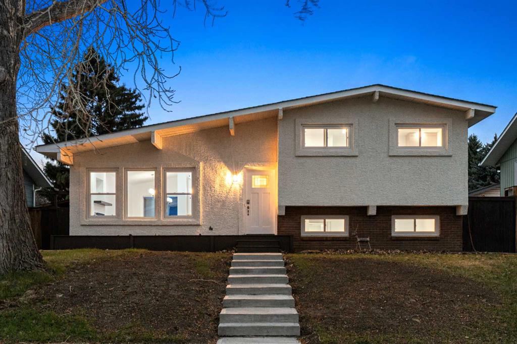 Picture of 212 Queen Anne Road SE, Calgary Real Estate Listing