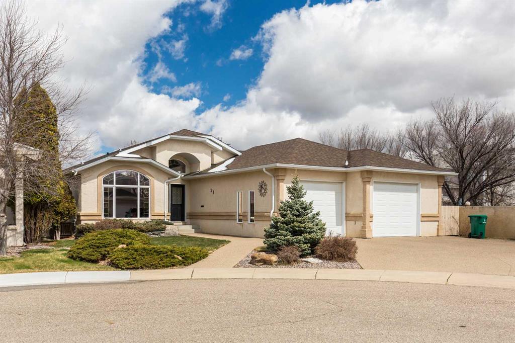 Picture of 39 Fairmont Park Lane S, Lethbridge Real Estate Listing