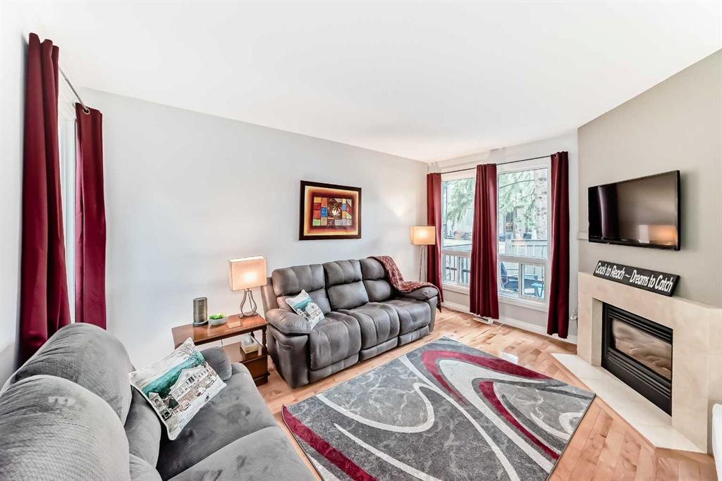 Picture of 14, 10457 19 Street SW, Calgary Real Estate Listing