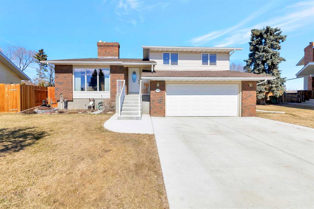 Picture of 5204 38 Street , Lloydminster Real Estate Listing