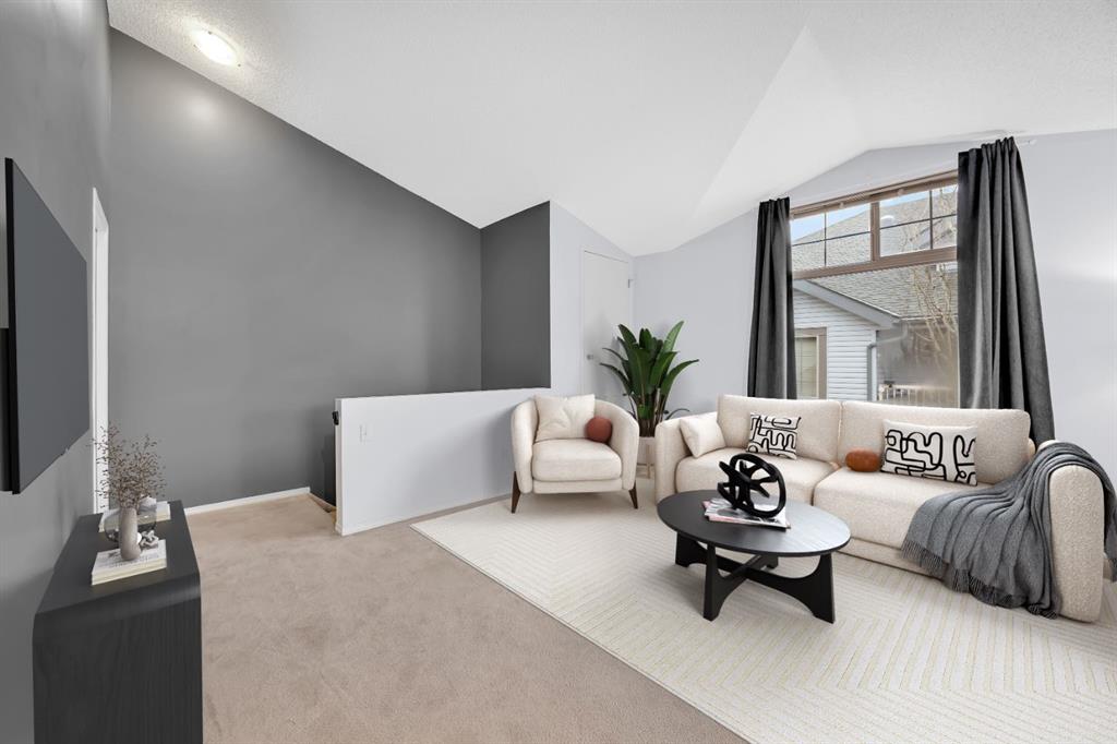 Picture of 205, 27 Everridge Square SW, Calgary Real Estate Listing