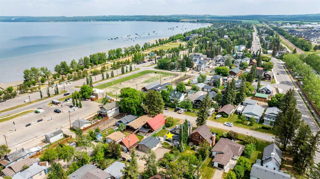 Picture of 5014 43 Street , Sylvan Lake Real Estate Listing