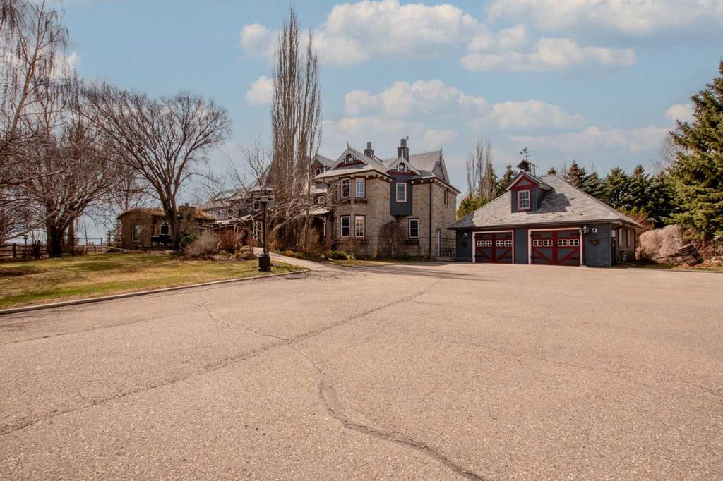 Picture of 546017 104 Street E, Rural Foothills County Real Estate Listing