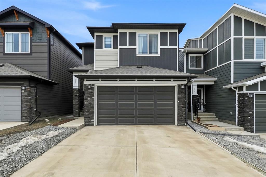 Picture of 902 Bluerock Way SW, Calgary Real Estate Listing