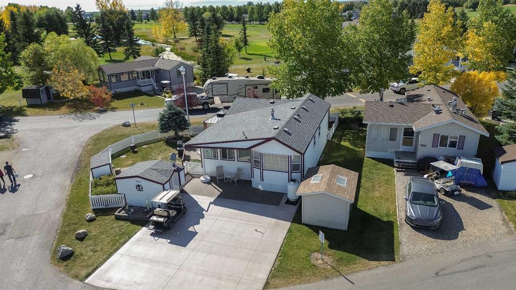 Picture of 3044, 35468 Range Road 30  , Rural Red Deer County Real Estate Listing