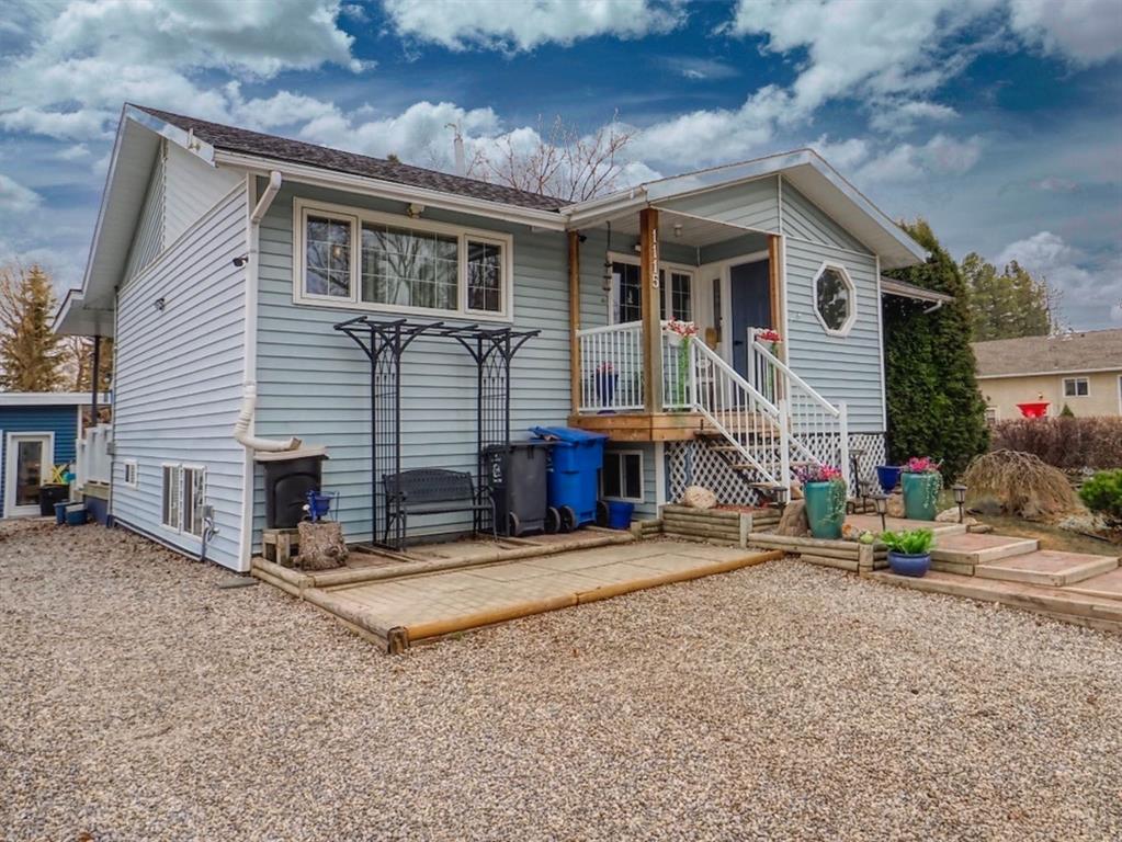 Picture of 1115 3 Street NE, Three Hills Real Estate Listing