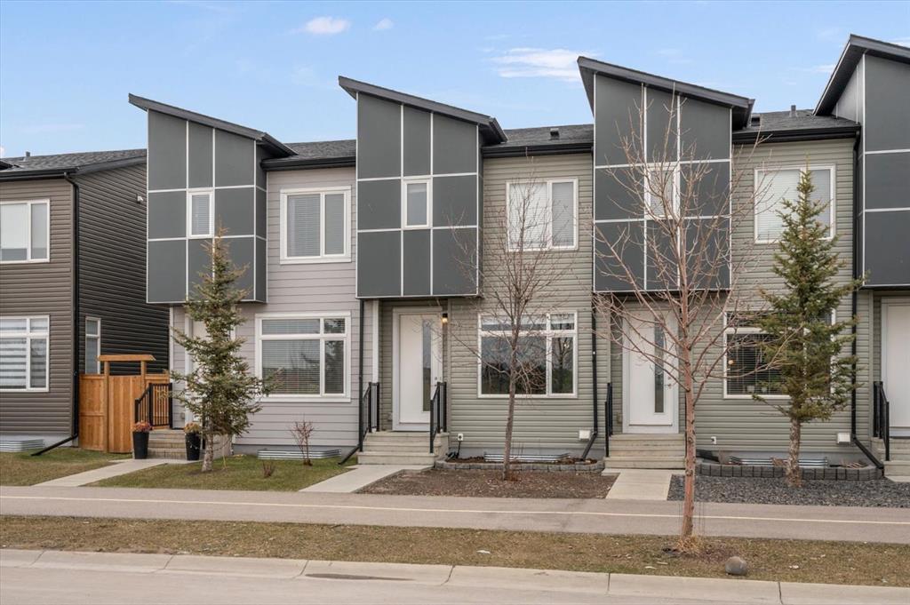 Picture of 330 Redstone Boulevard NE, Calgary Real Estate Listing
