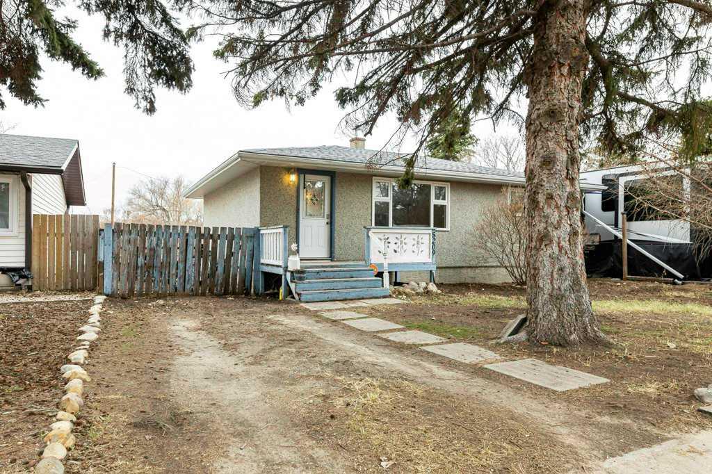 Picture of 5209 Wilson Street , Blackfalds Real Estate Listing