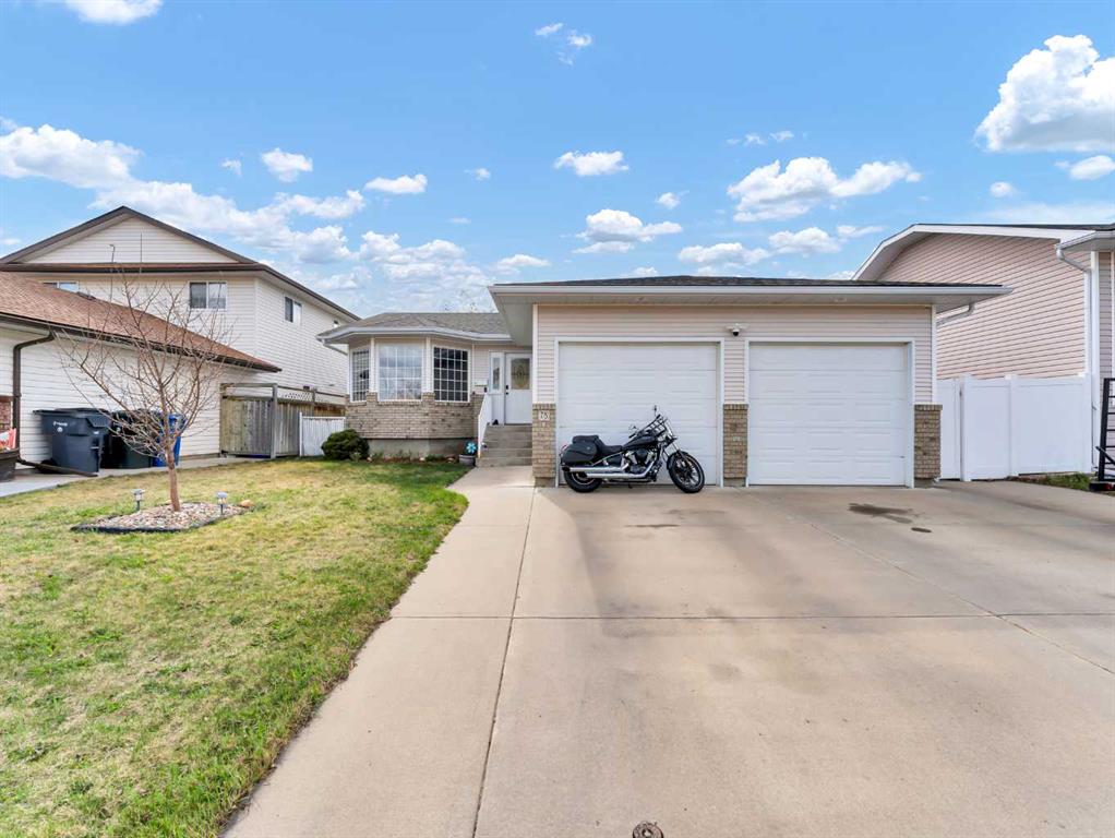 Picture of 78 Stein Close SE, Medicine Hat Real Estate Listing
