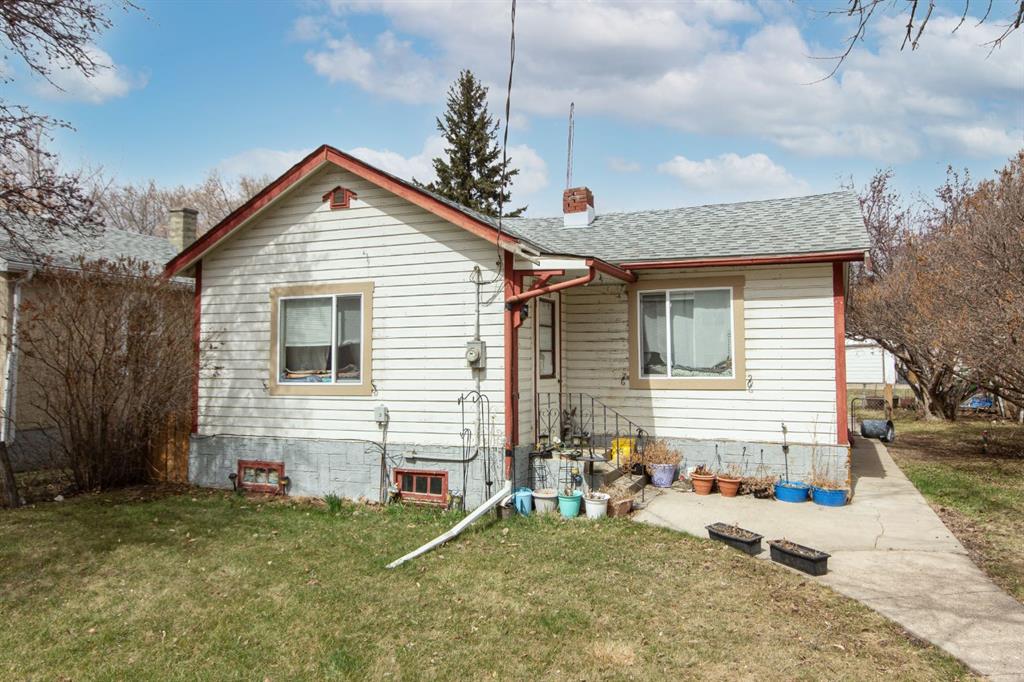 Picture of 5118 37 Street , Red Deer Real Estate Listing