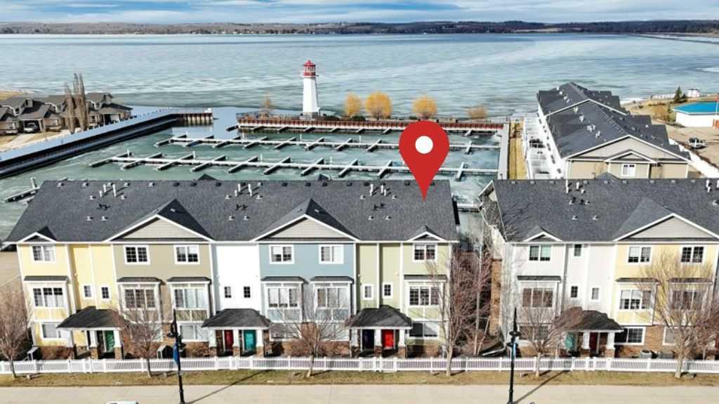 Picture of 106, 5210 Lakeshore Drive , Sylvan Lake Real Estate Listing
