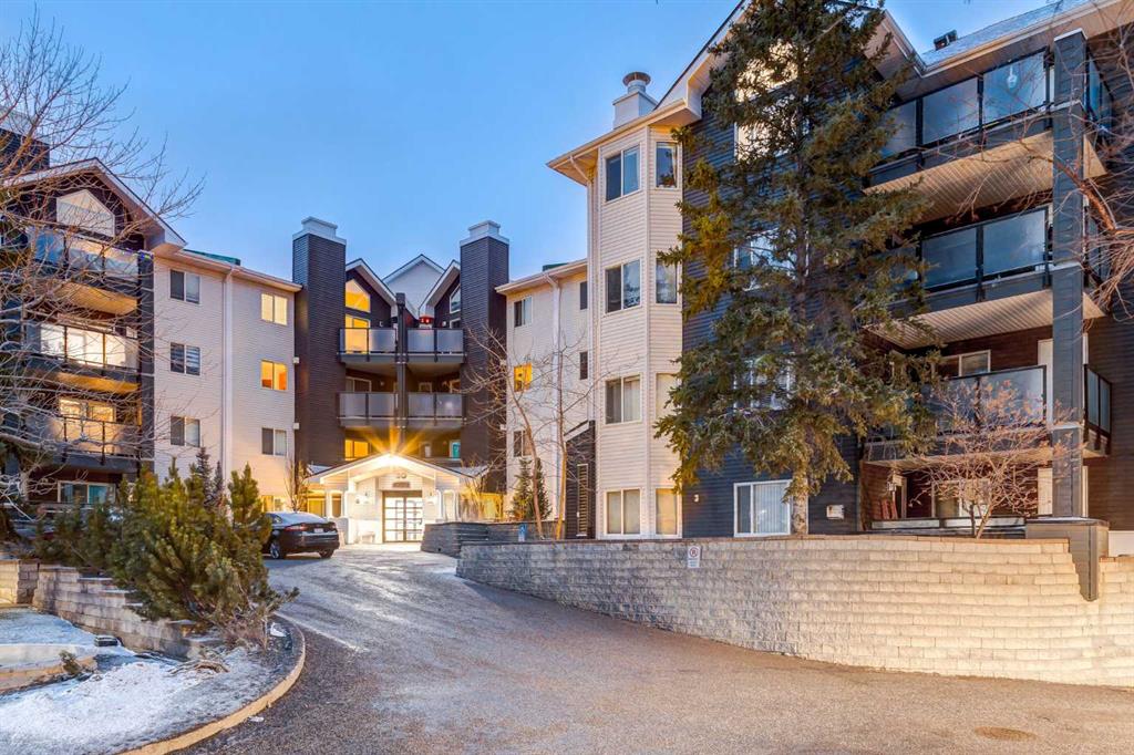 Picture of 214, 30 SIERRA MORENA Mews SW, Calgary Real Estate Listing