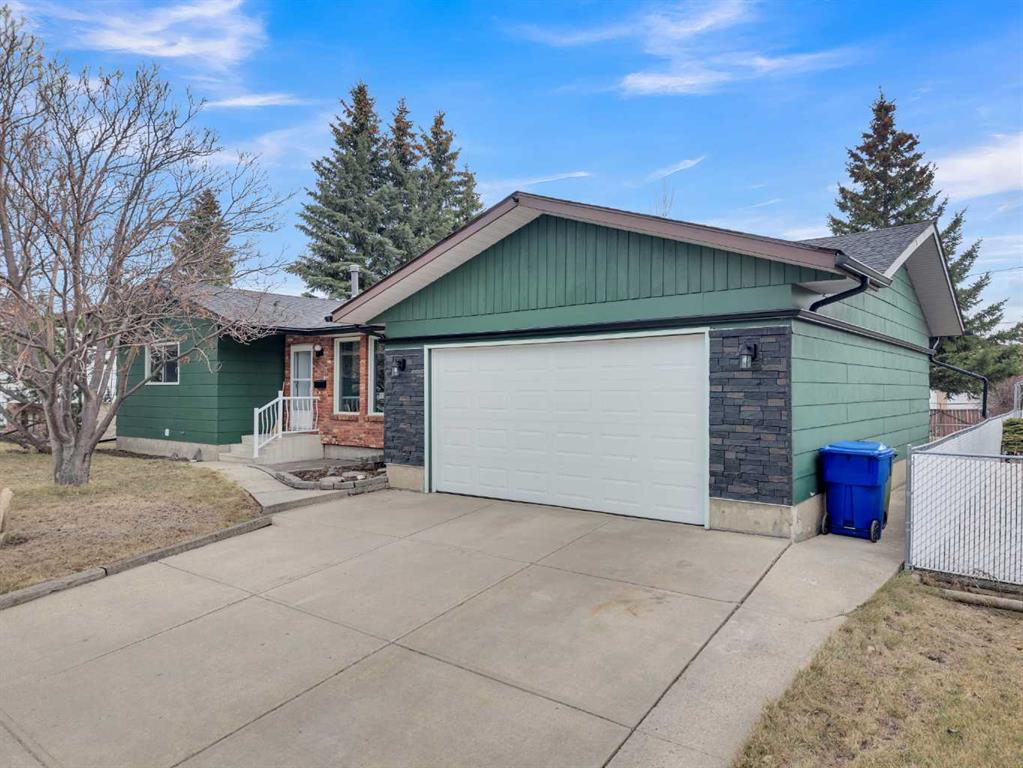 Picture of 5433 55 Street , Olds Real Estate Listing