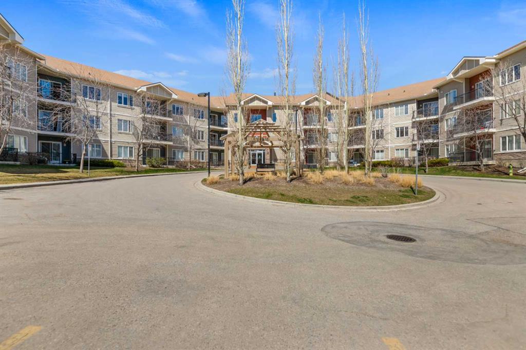 Picture of 1325, 1540 Sherwood Boulevard NW, Calgary Real Estate Listing
