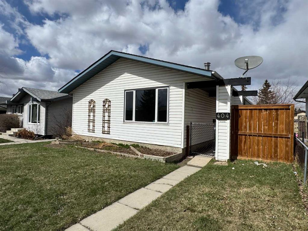 Picture of 404 Acacia Drive SE, Airdrie Real Estate Listing