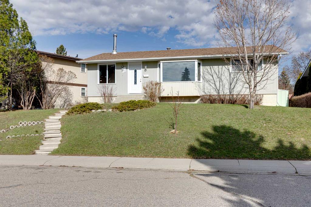 Picture of 248 Huntcroft Road NE, Calgary Real Estate Listing