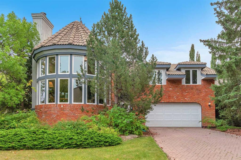 Picture of 656 Coach Grove Road SW, Calgary Real Estate Listing