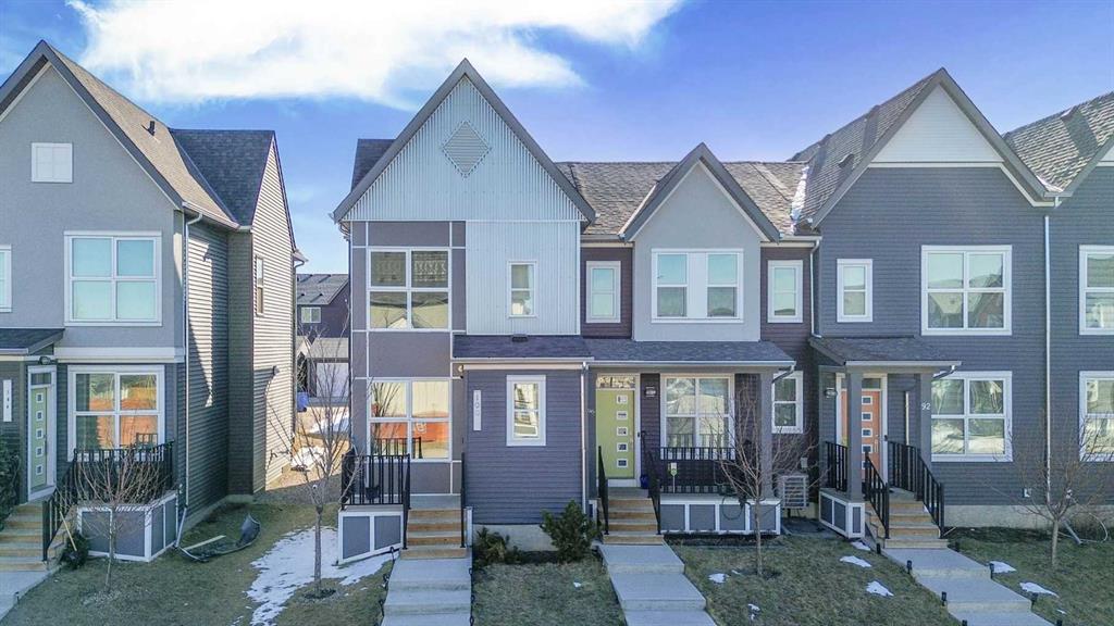 Picture of 100 Carringvue Way NW, Calgary Real Estate Listing