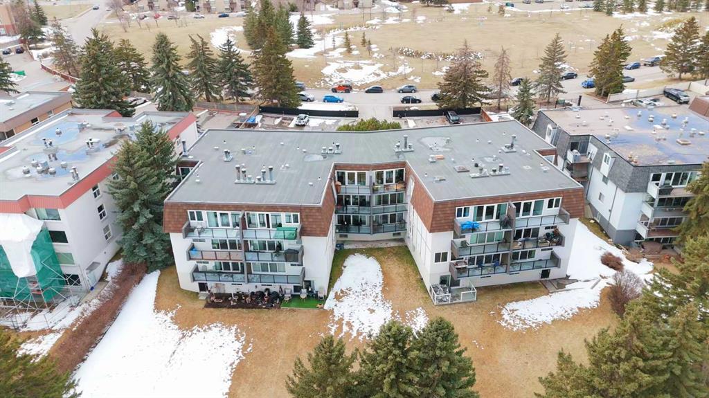 Picture of 201, 512 Cedar Crescent SW, Calgary Real Estate Listing