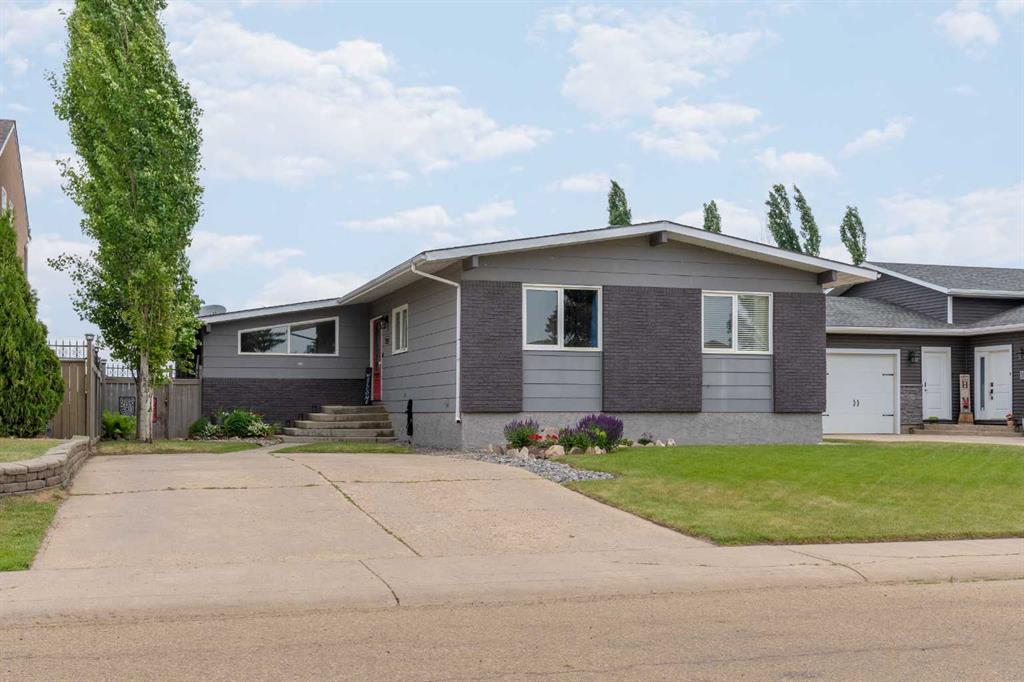 Picture of 5228 59 Avenue , Viking Real Estate Listing