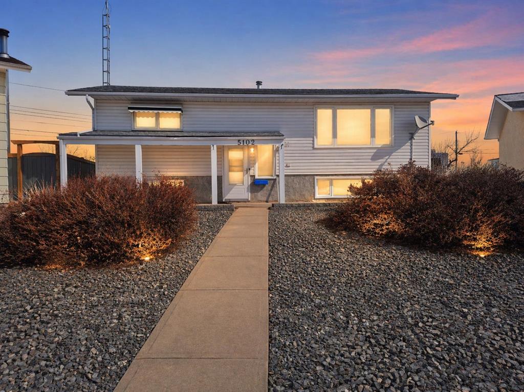 Picture of 5102 60TH Avenue , Vegreville Real Estate Listing