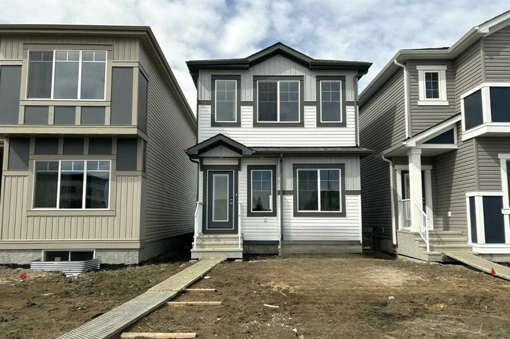 Picture of 163 Lincoln Crescent , Rural Red Deer County Real Estate Listing