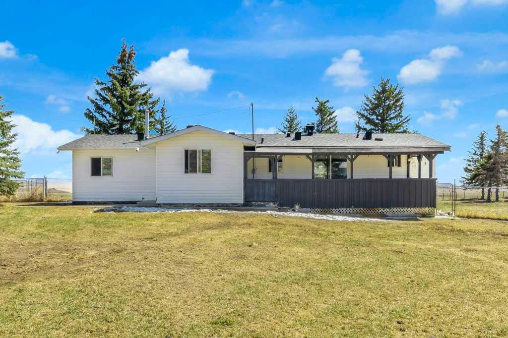 Picture of 253017 Range Road 224  , Rural Wheatland County Real Estate Listing
