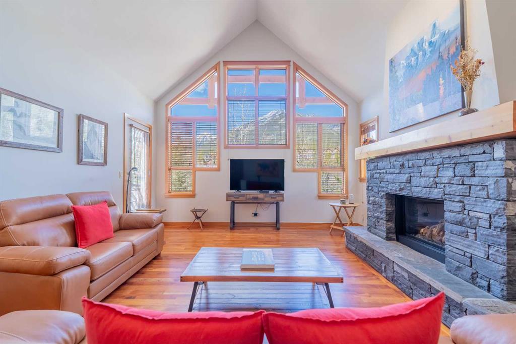 Picture of 302, 801 Benchlands Trail , Canmore Real Estate Listing