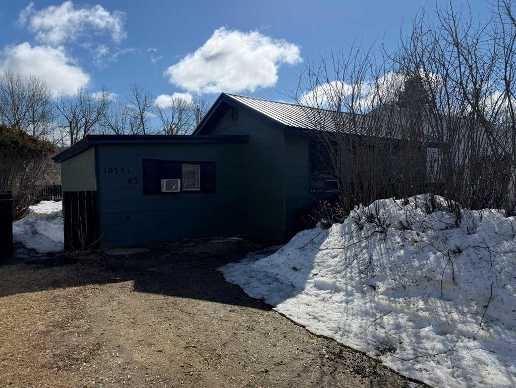 Picture of 10721 92 Street  , Peace River Real Estate Listing