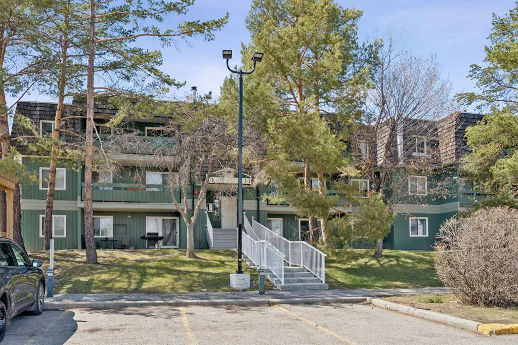 Picture of 3202, 315 Southampton Drive SW, Calgary Real Estate Listing