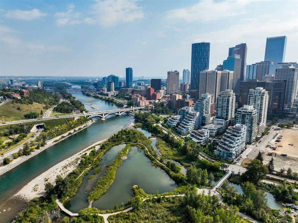 Picture of 101, 108 2 Street SW, Calgary Real Estate Listing
