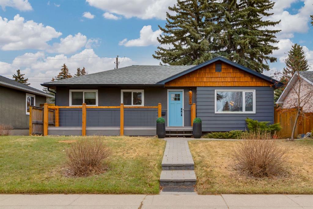 Picture of 5004 43 Street SW, Calgary Real Estate Listing