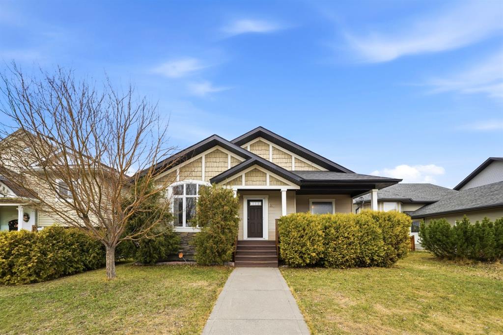 Picture of 124 Isherwood Close , Red Deer Real Estate Listing