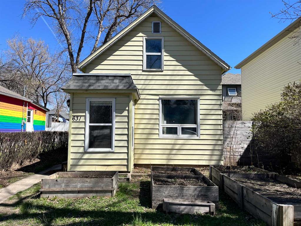 Picture of 631 6 Street S, Lethbridge Real Estate Listing